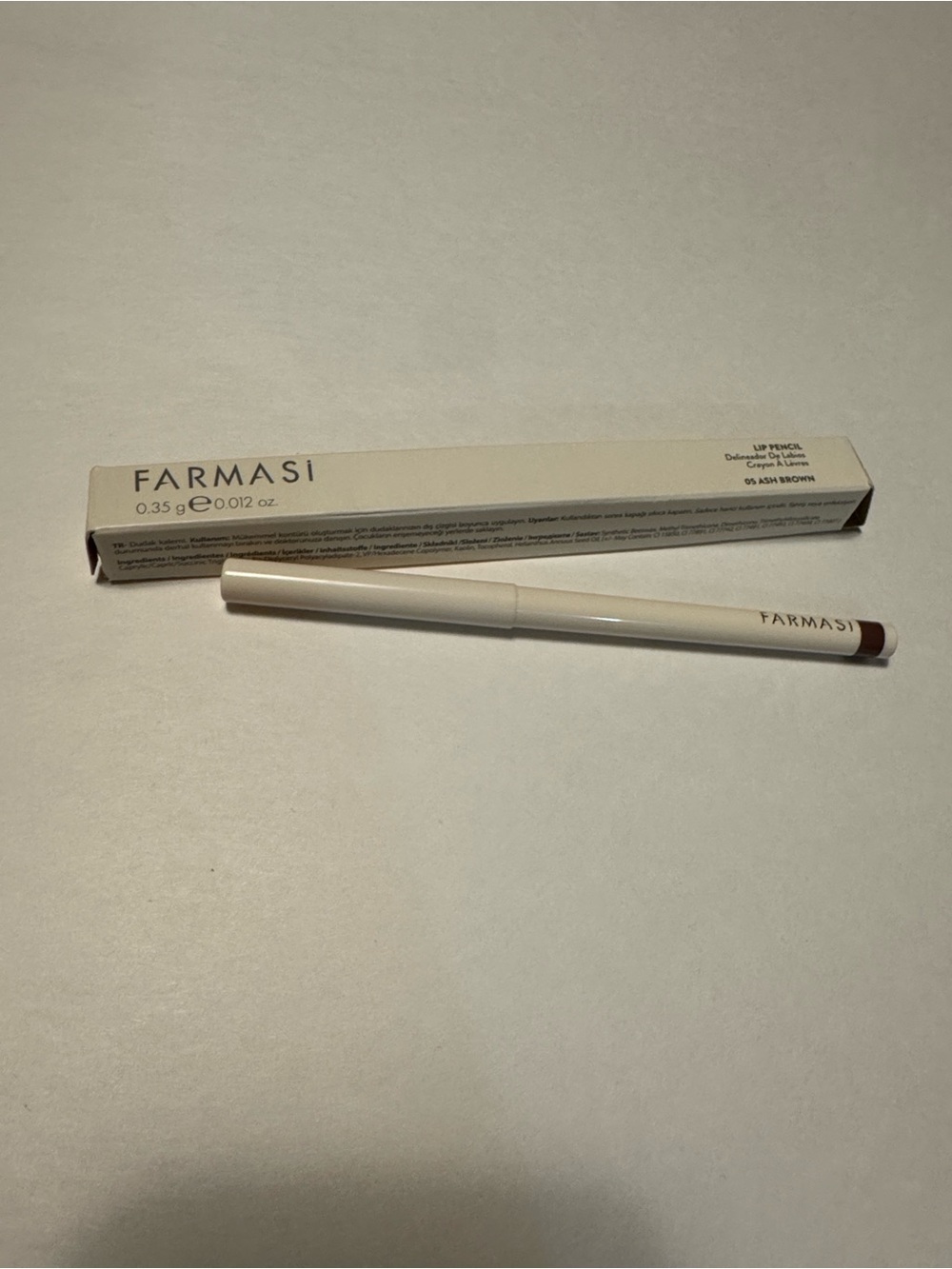 🆕 Farmasi lip pencil (Ash Brown)